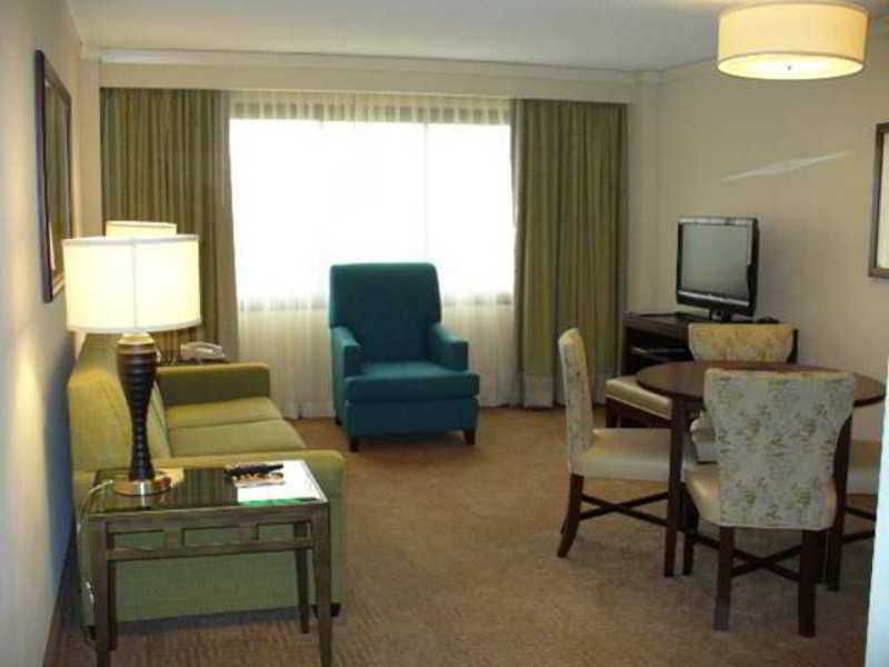 Embassy Suites By Hilton Kansas City Overland Park Rom bilde